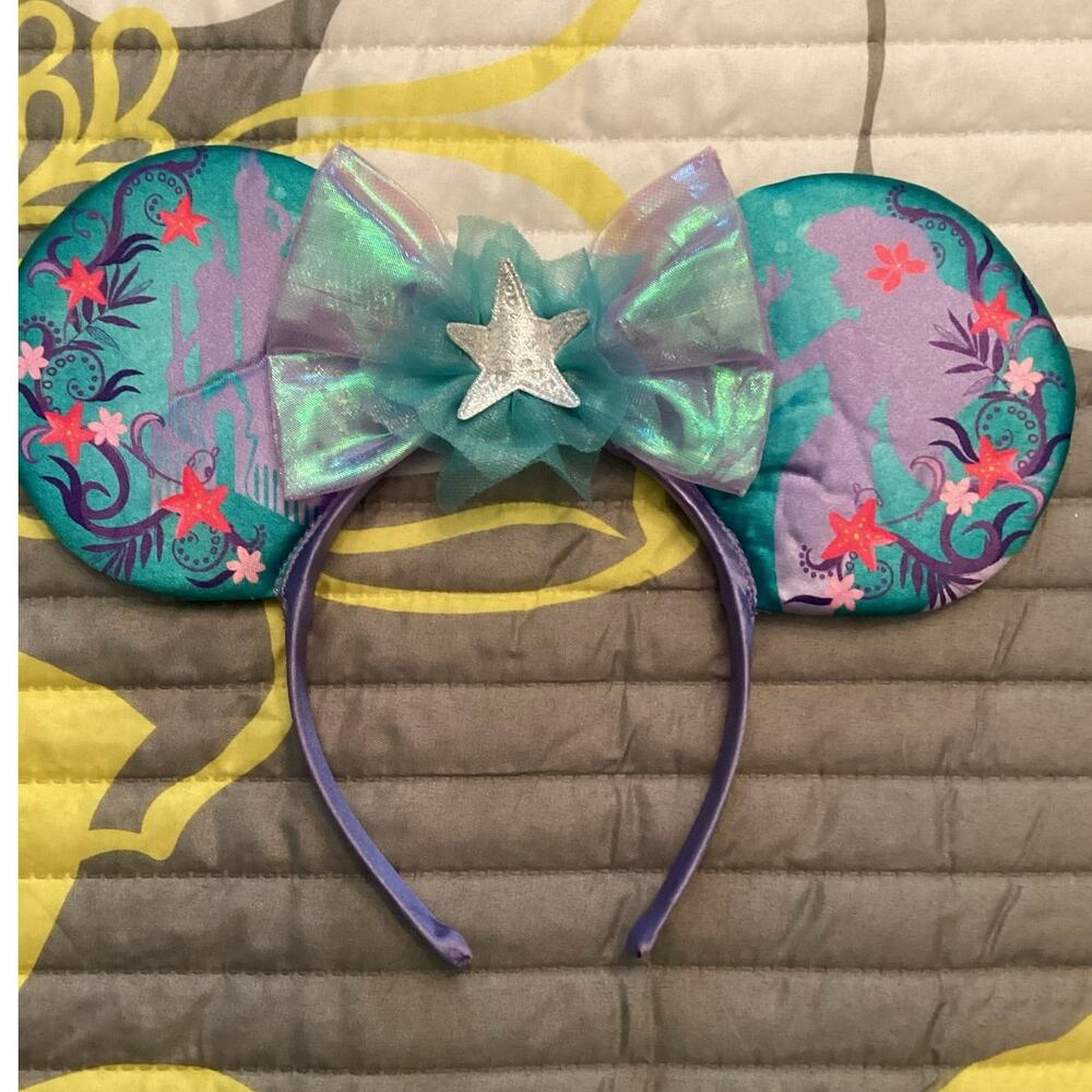 NWOT Disney Parks Lightweight The Little Mermaid Princess Ariel ear headband